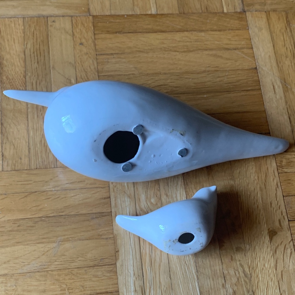 Set of (2) White Ceramic Bird Figurines - Picture 6 of 6